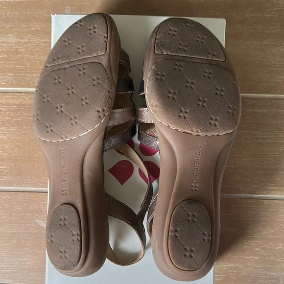 Naturalizer Women's Bronze Leather Strappy Sandals - Picture 4 of 7
